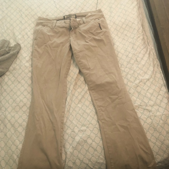 Dockers size 4 Khaki broken in pants - Picture 4 of 4